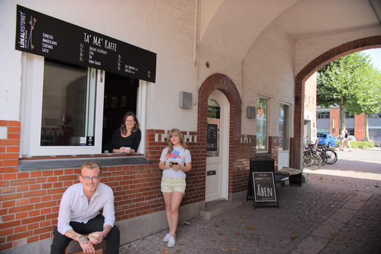 Usprøjtet og god kaffebønner fra Lokalristeriet i Odense på Tolderlundsvej Porten. Kvalitetskaffe kaffe online gode kaffebønner Hele bønner Malet til espresso Malet til filter Malet til stempel cafe smage en god kop kaffe dyrket under bæredygtig forhold